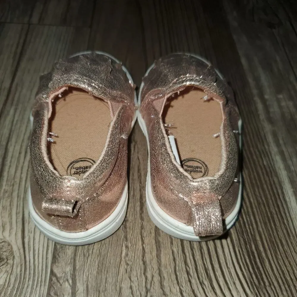Baby Girl Sporty Shoe Bundle 🎇 🎆🎇 🎆 EUC